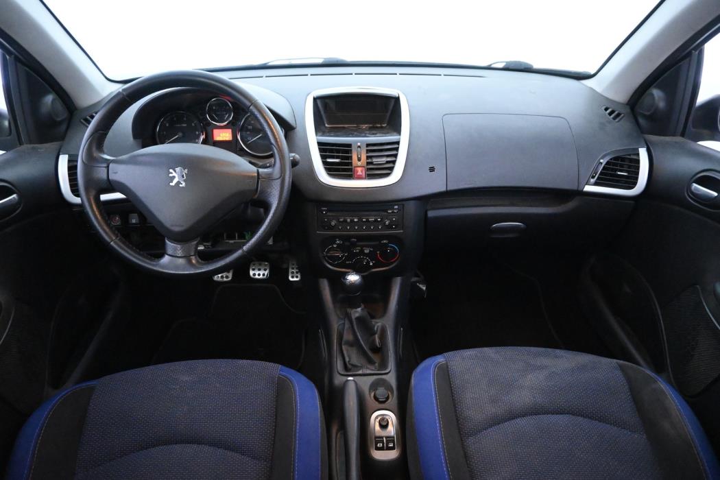 PEUGEOT 206+ 2012