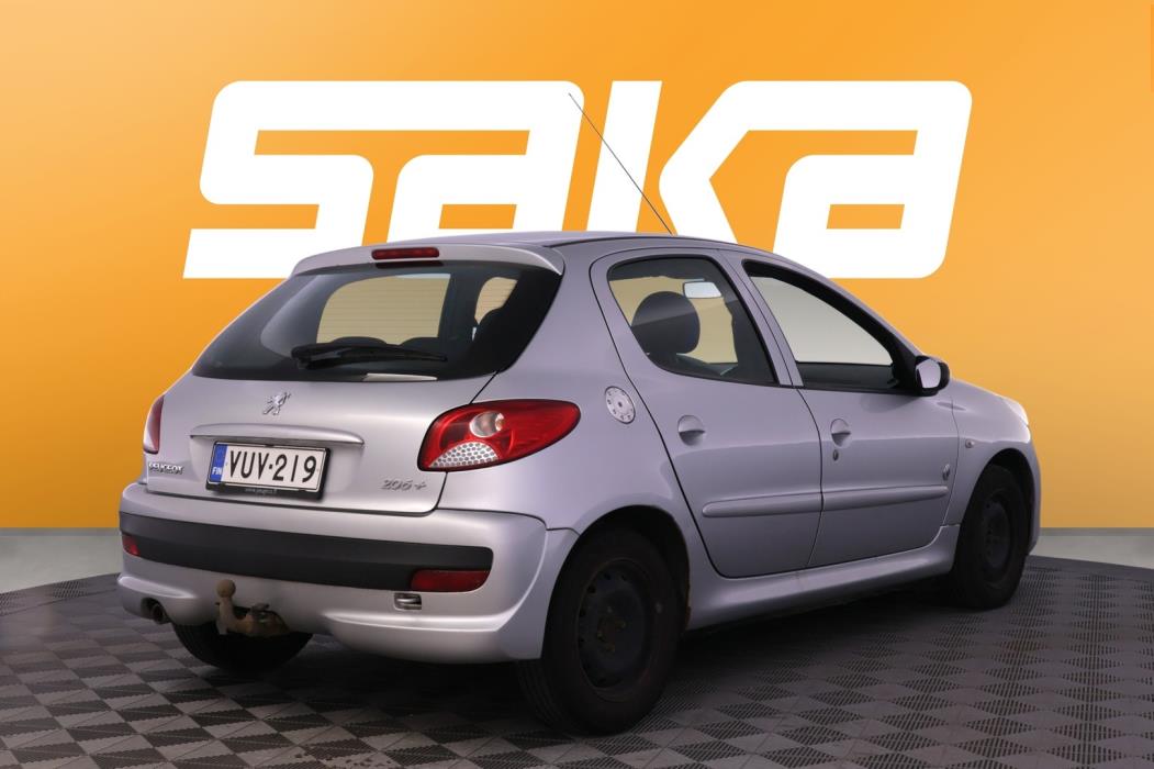 PEUGEOT 206+ 2012