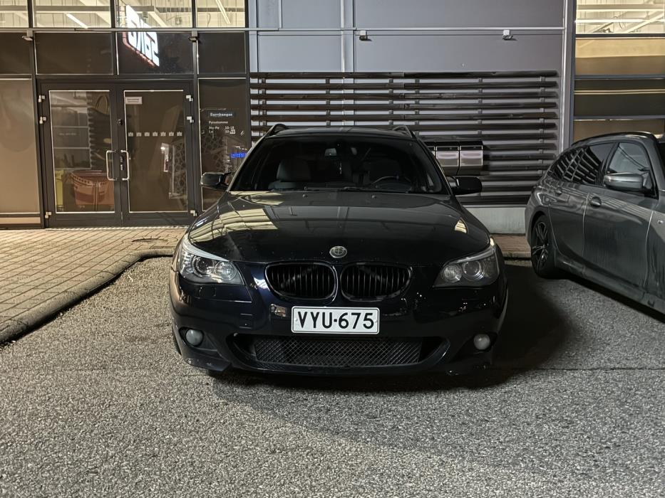 BMW 530 2009
