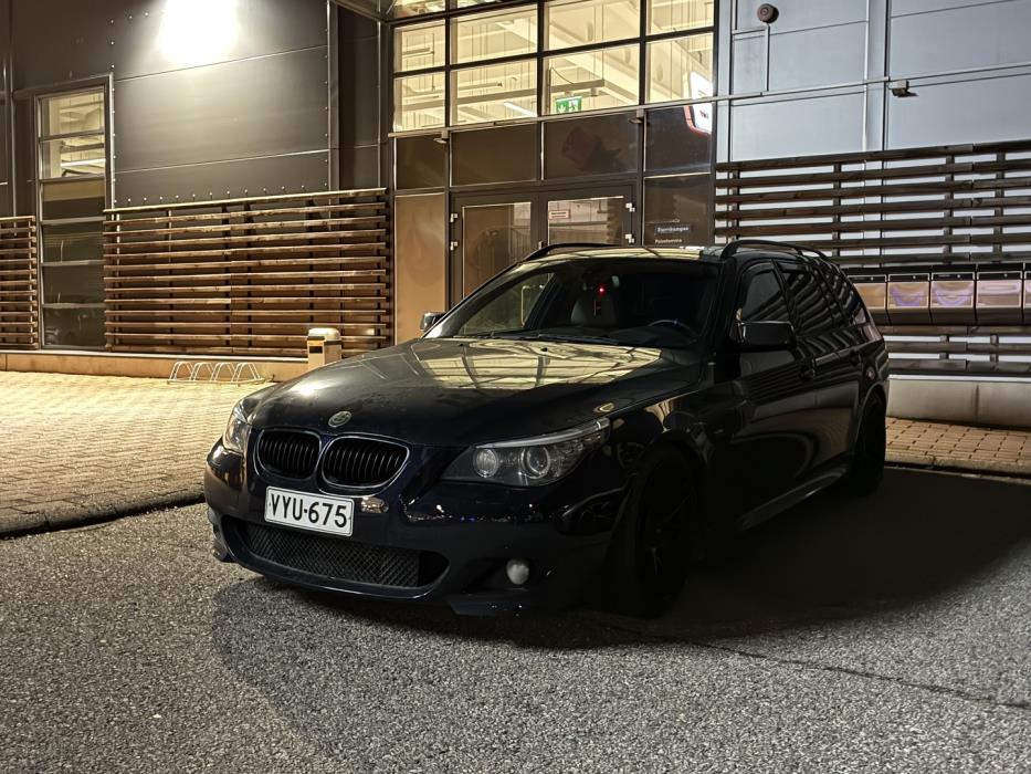 BMW 530 2009