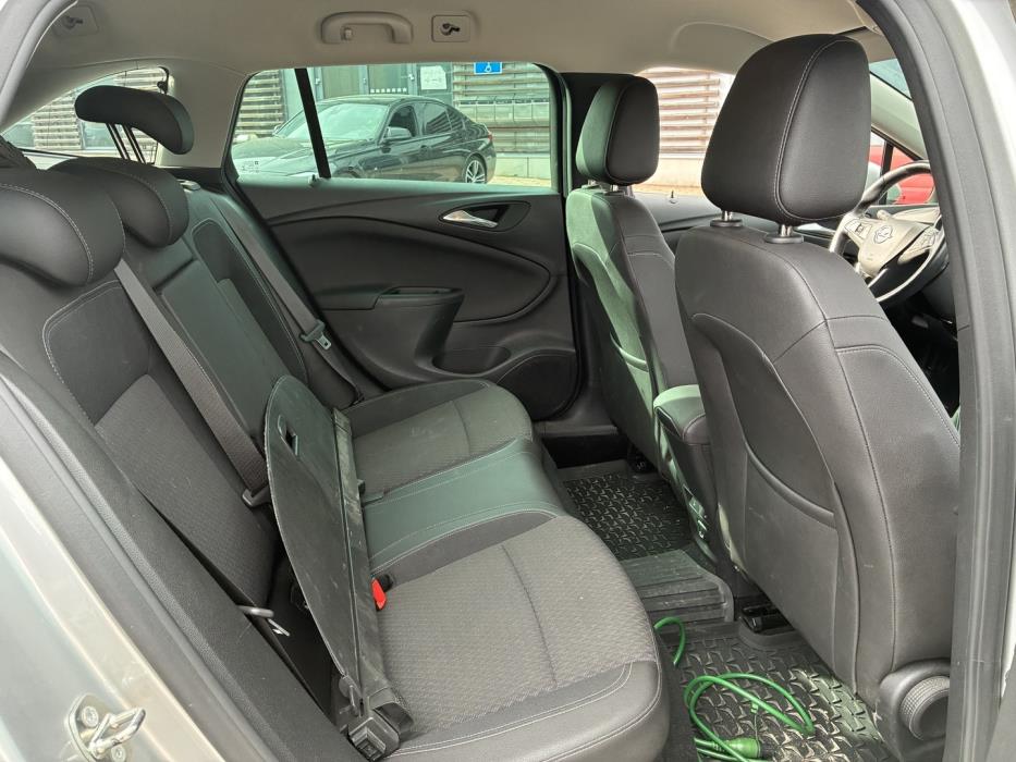 OPEL Astra 2018