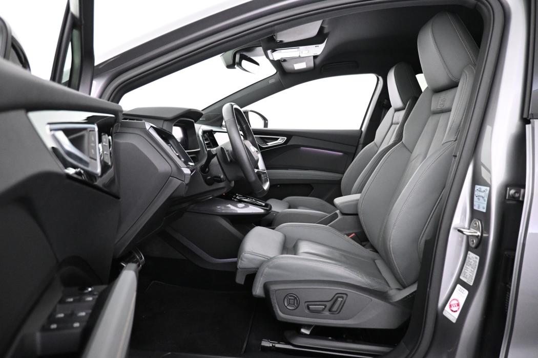 AUDI Q4 e-tron 2022