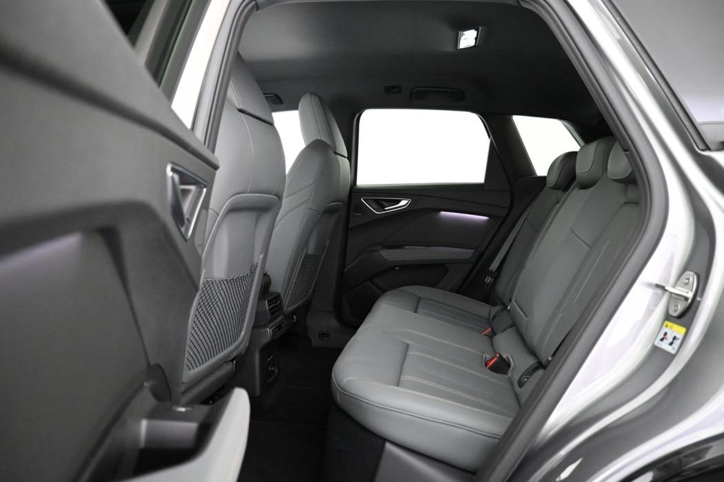 AUDI Q4 e-tron 2022