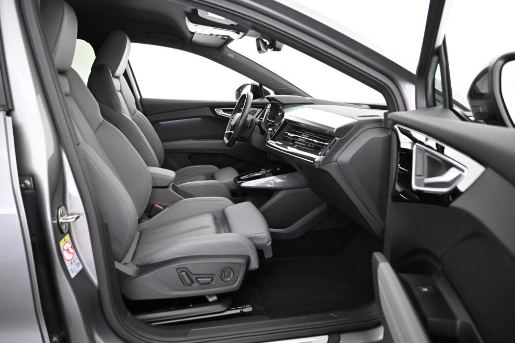 AUDI Q4 e-tron 2022