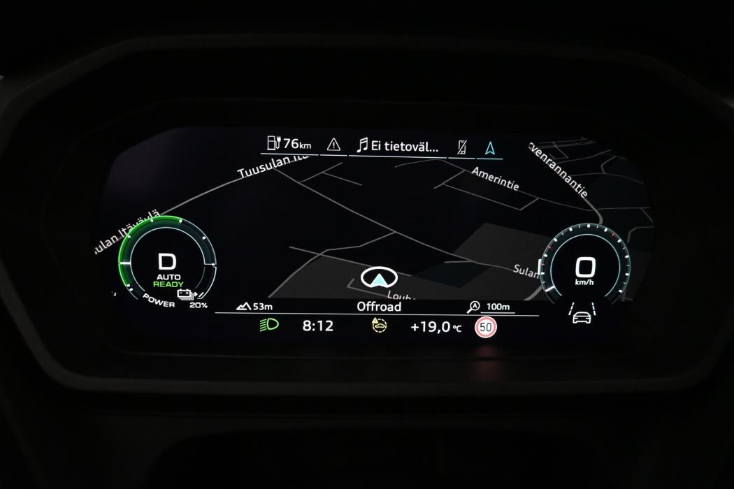 AUDI Q4 e-tron 2022