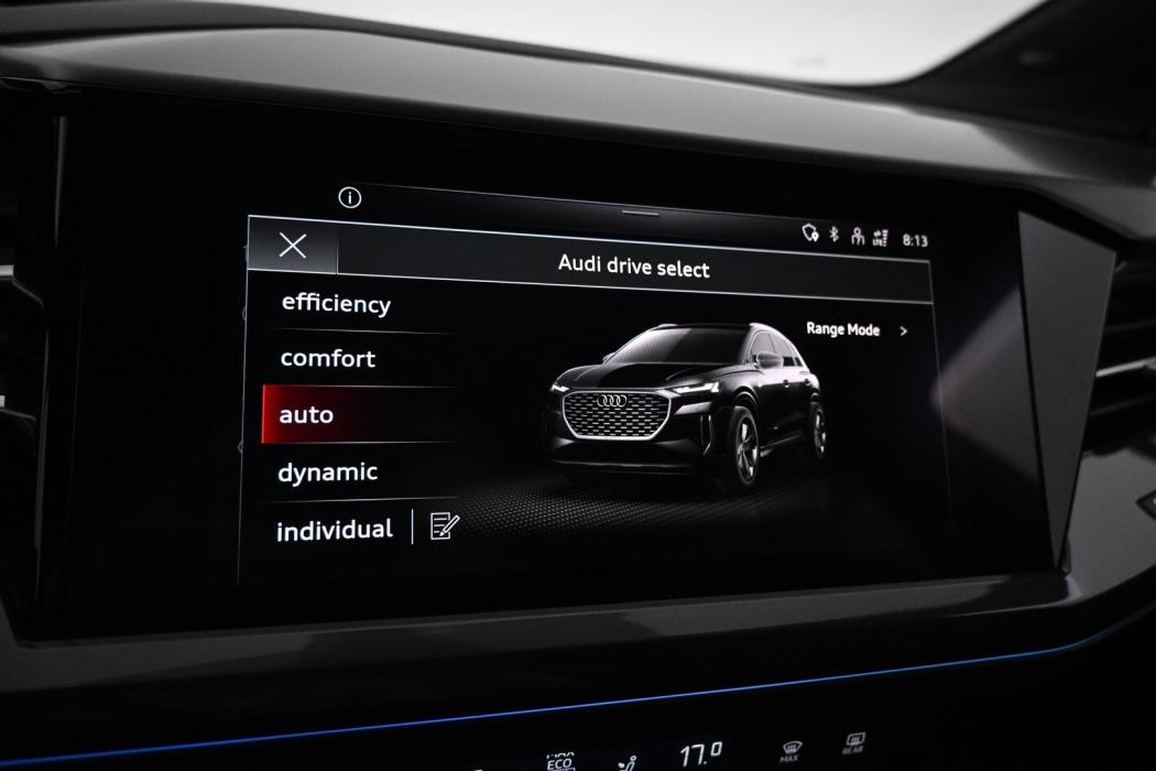 AUDI Q4 e-tron 2022