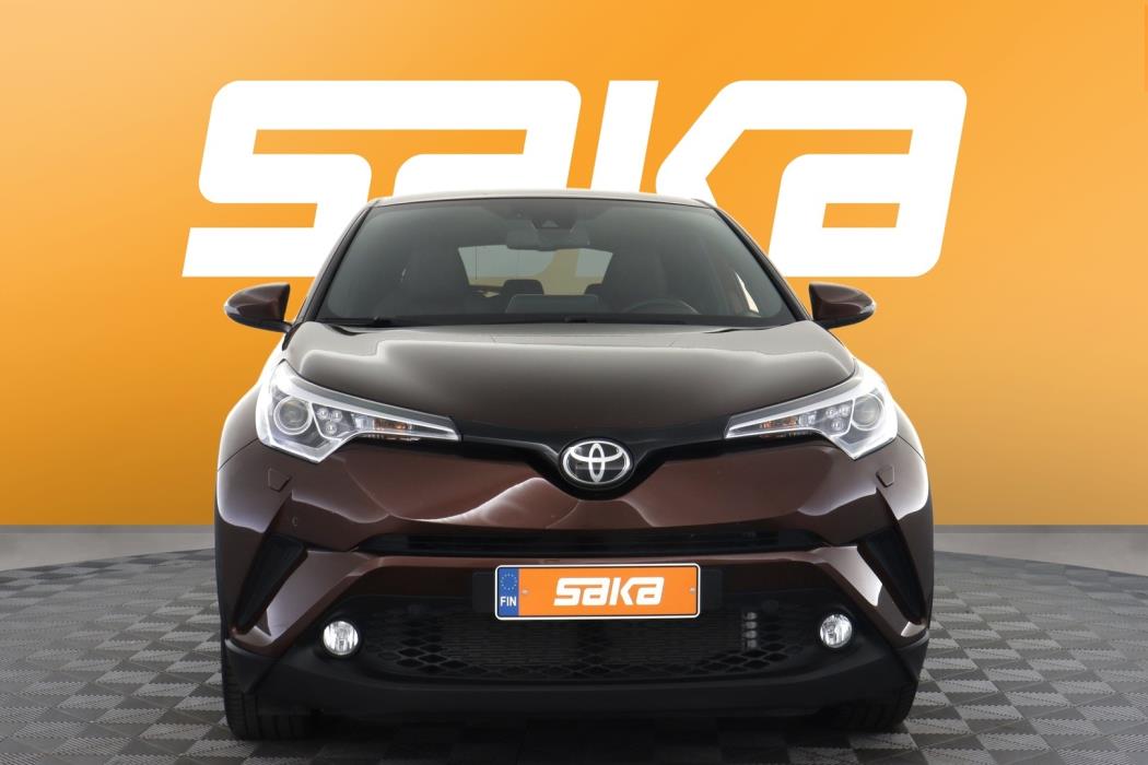 TOYOTA C-HR 2017