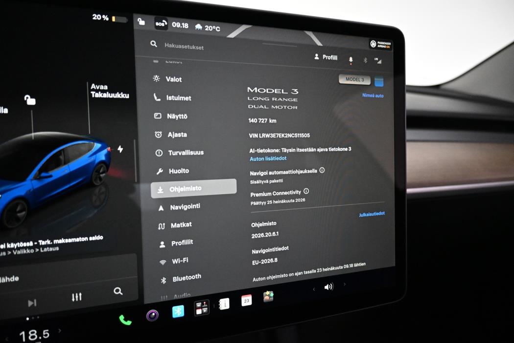 TESLA Model 3 2022