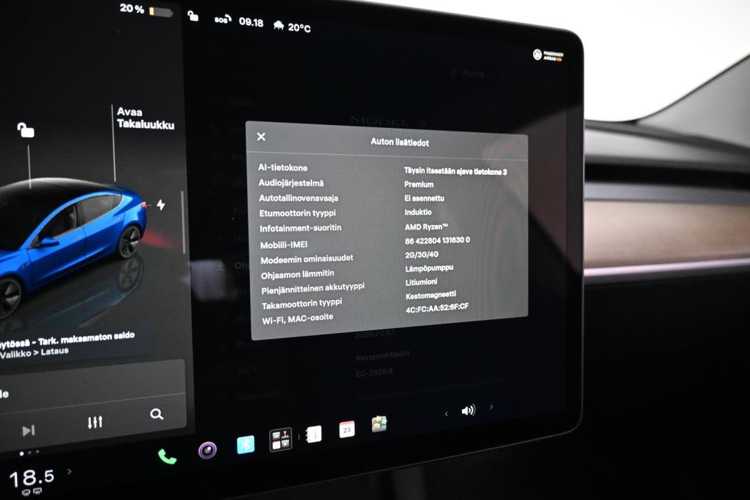 TESLA Model 3 2022