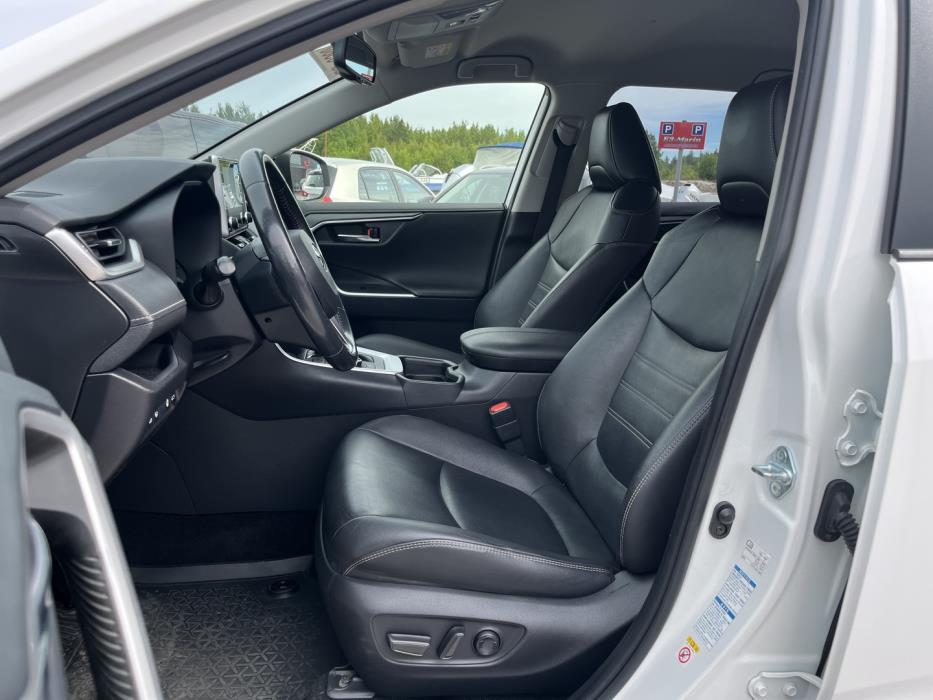 TOYOTA RAV4 2019