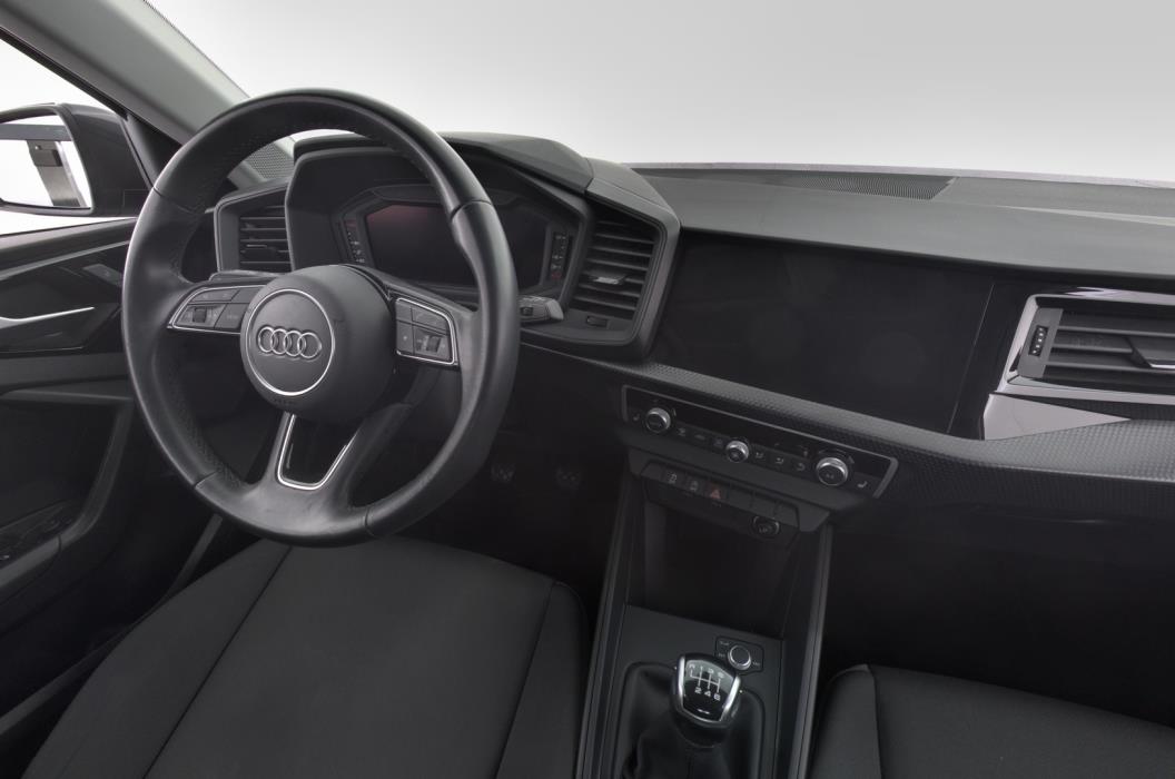 AUDI A1 2023