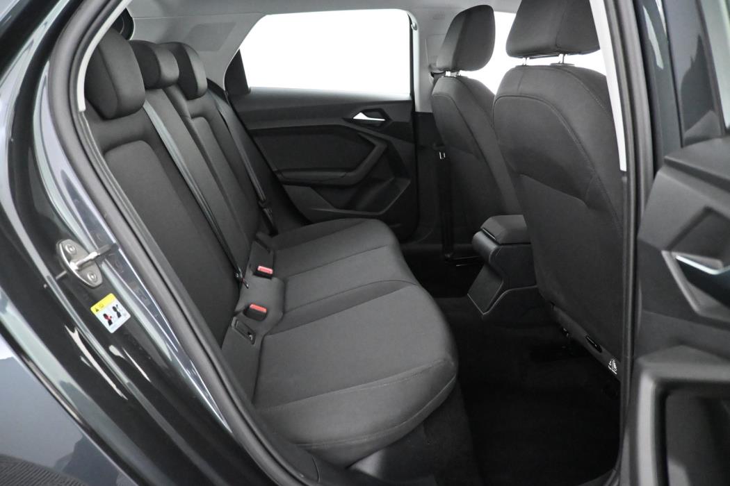 AUDI A1 2023