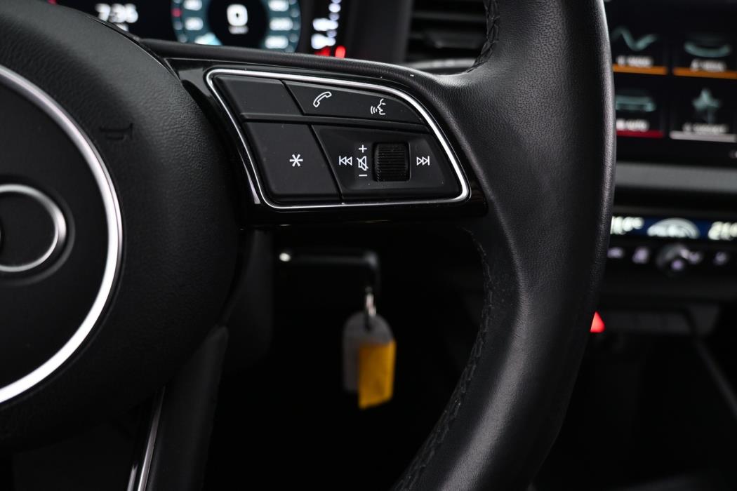 AUDI A1 2023
