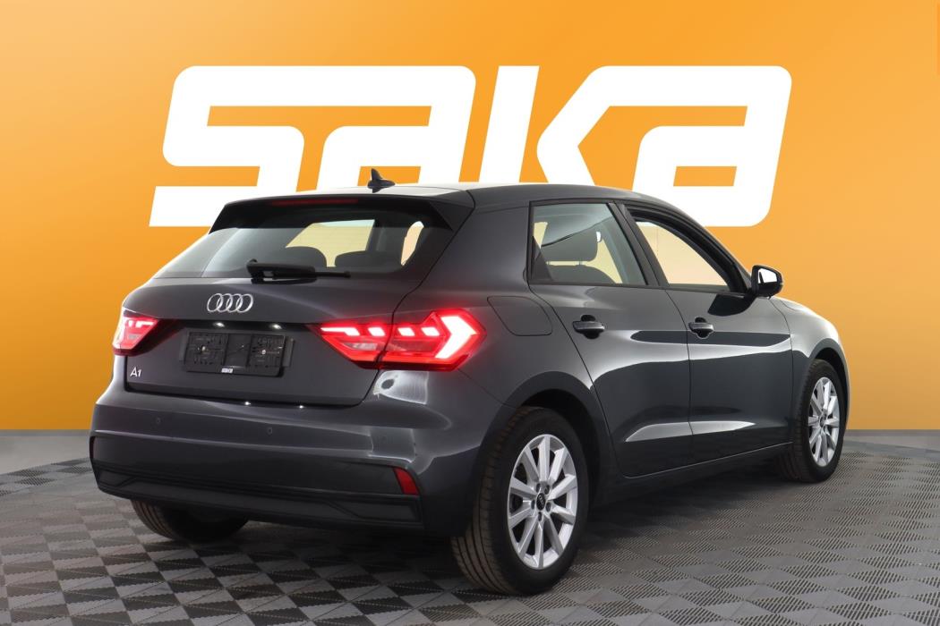 AUDI A1 2023