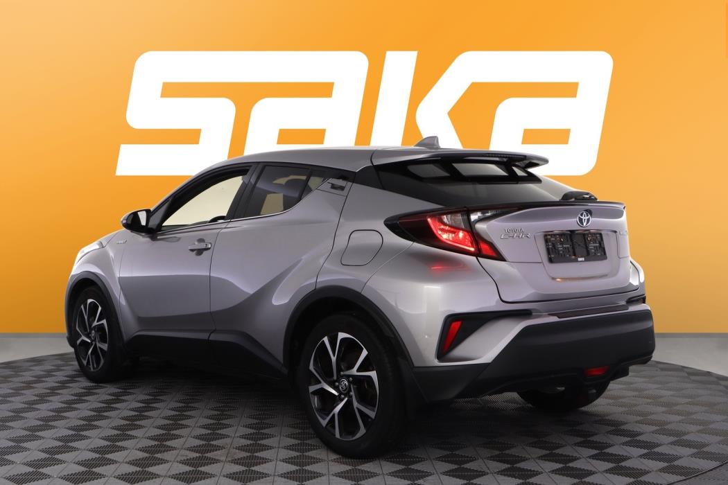 TOYOTA C-HR 2021
