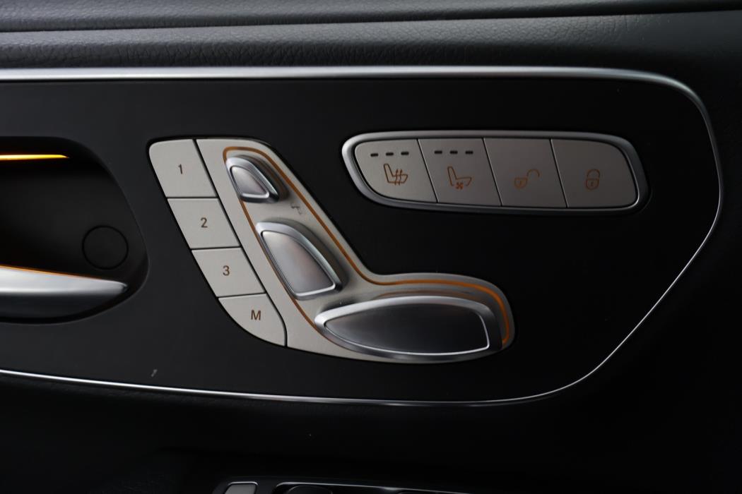 MERCEDES-BENZ EQV 2020
