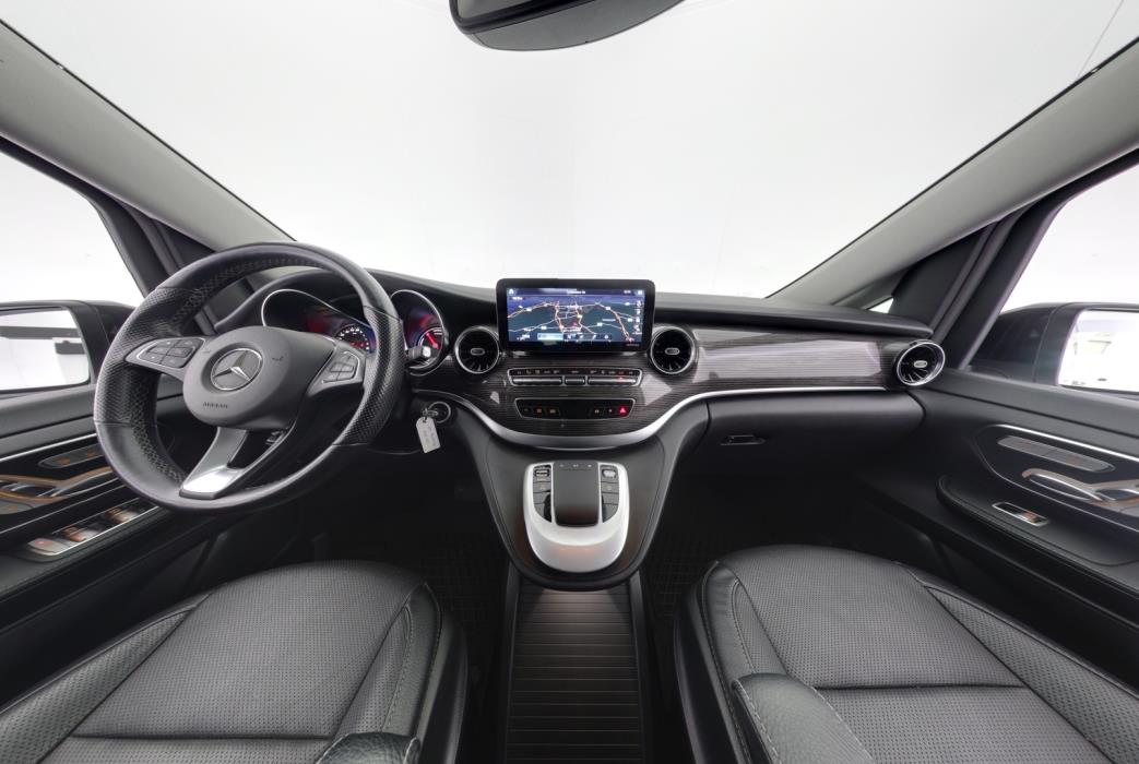 MERCEDES-BENZ EQV 2020