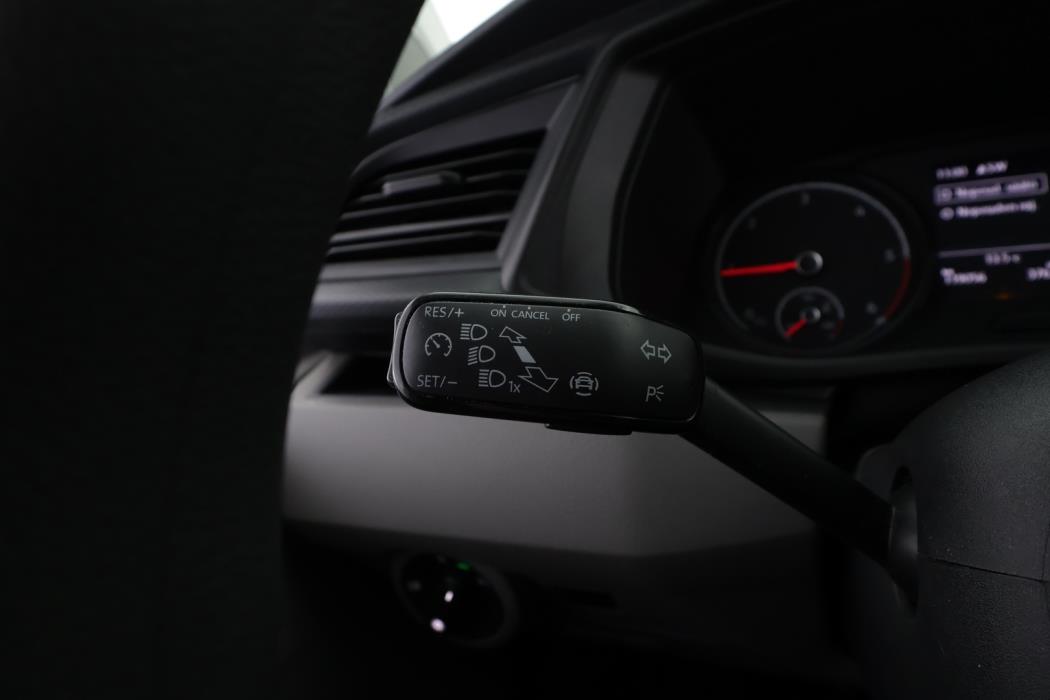 VOLKSWAGEN Transporter 2021