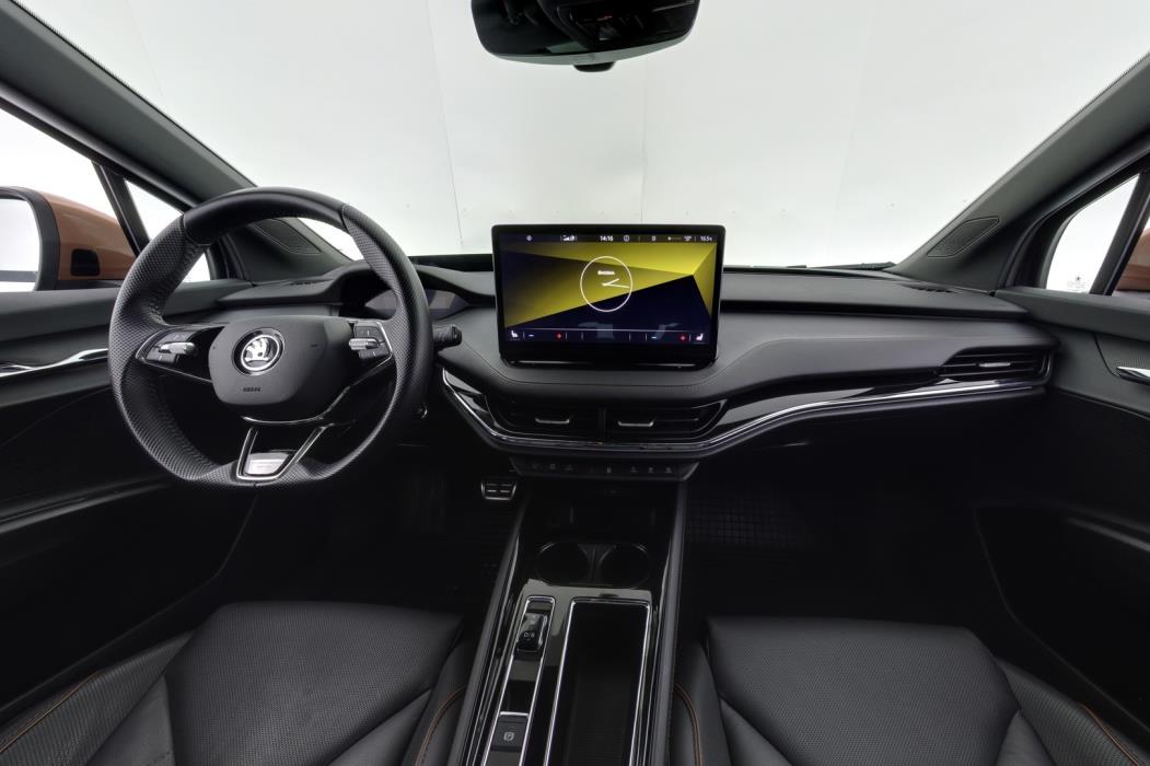 SKODA Enyaq 2022
