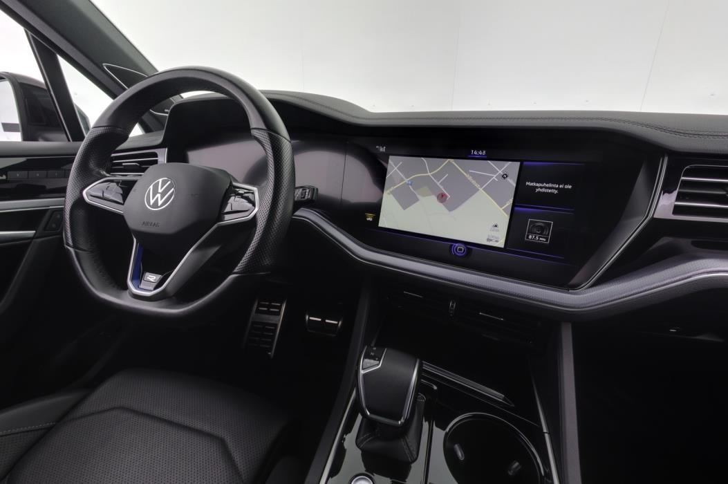 VOLKSWAGEN Touareg 2021