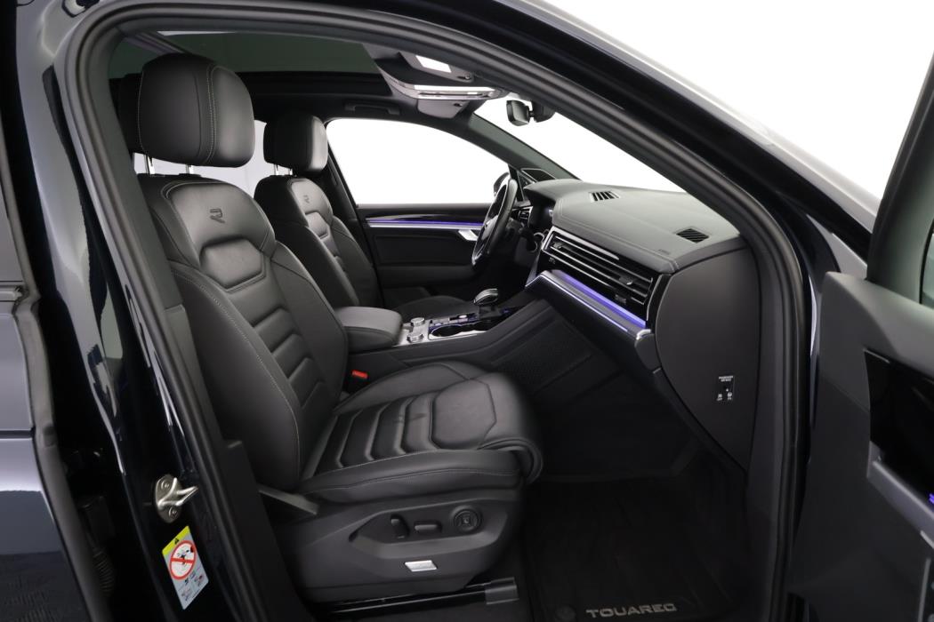 VOLKSWAGEN Touareg 2021