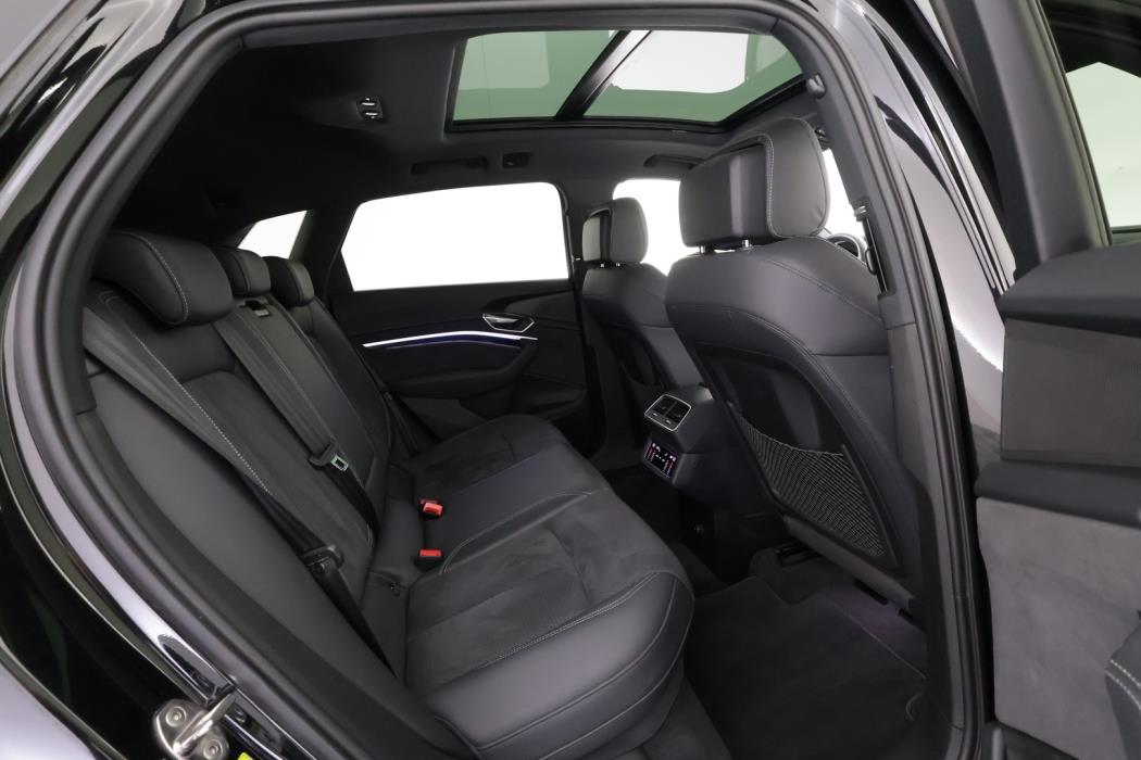 AUDI Q8 e-tron 2024