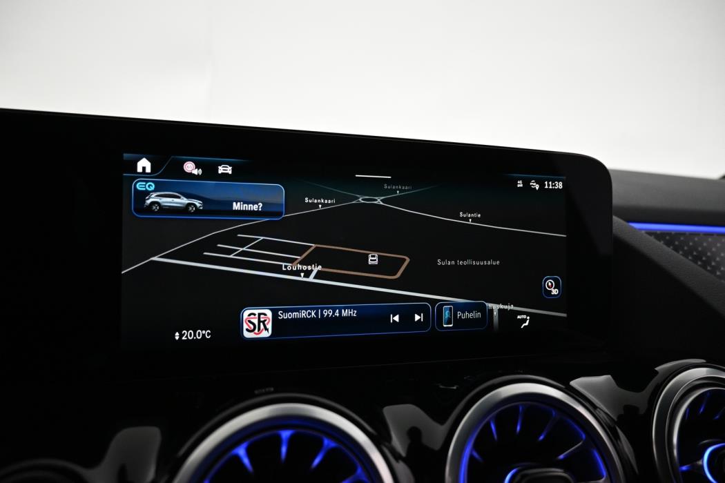 MERCEDES-BENZ EQA 2025