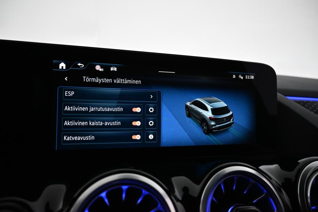 MERCEDES-BENZ EQA 2025
