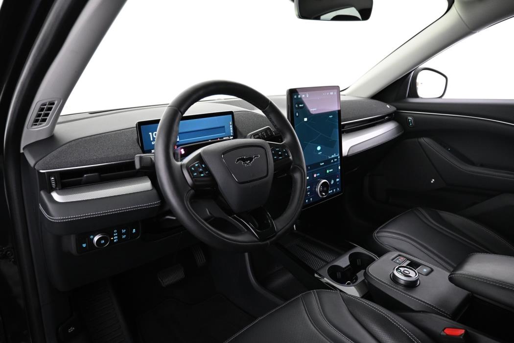 FORD Mustang Mach-E 2022