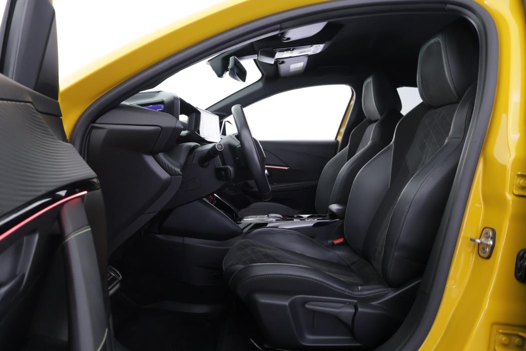 PEUGEOT e-208 2022