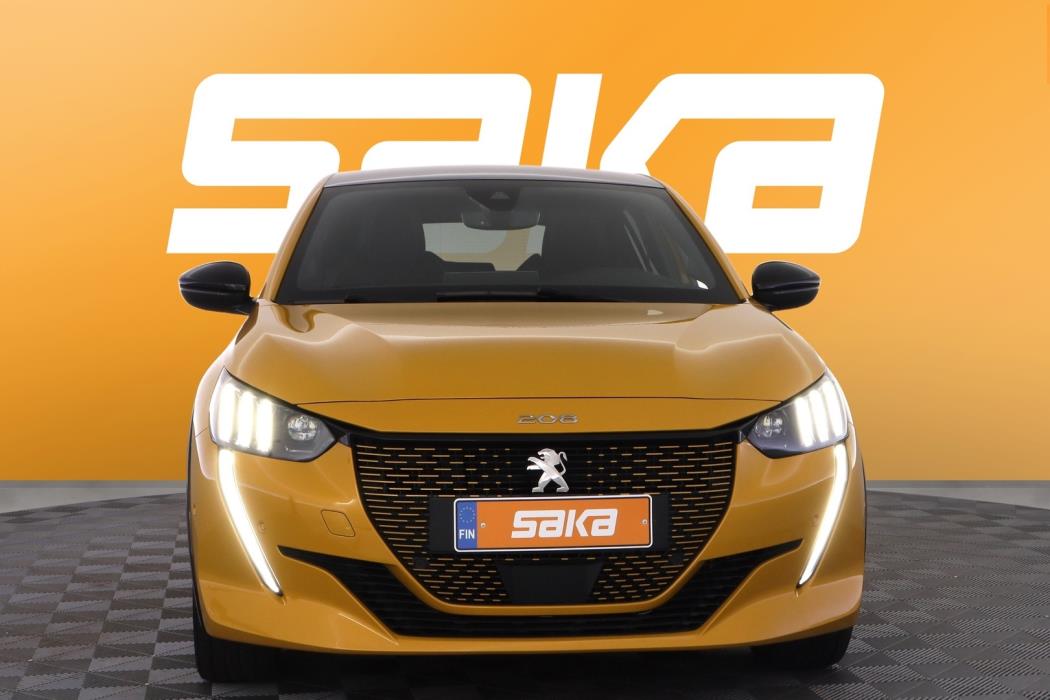 PEUGEOT e-208 2022