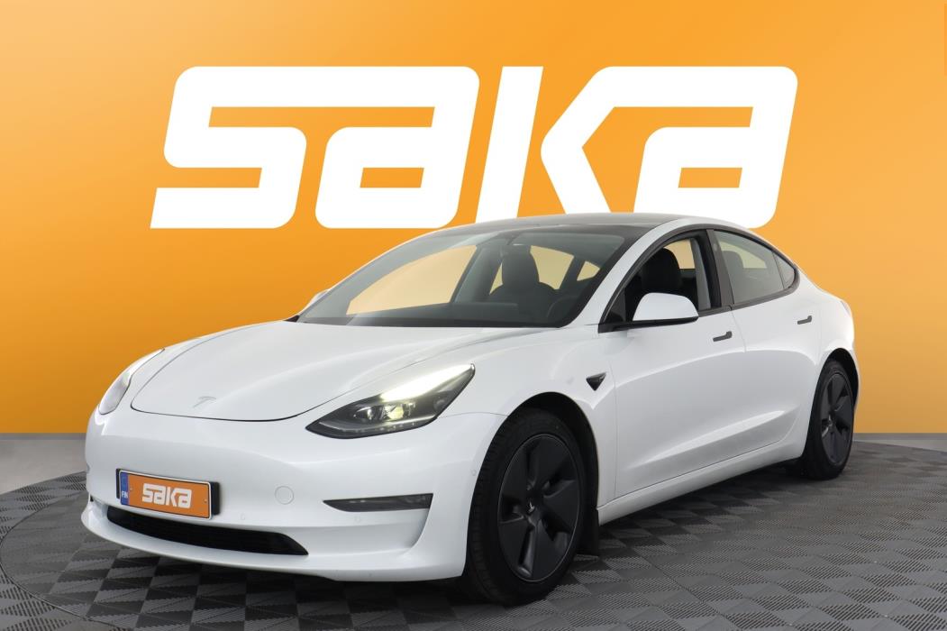 TESLA Model 3 2021
