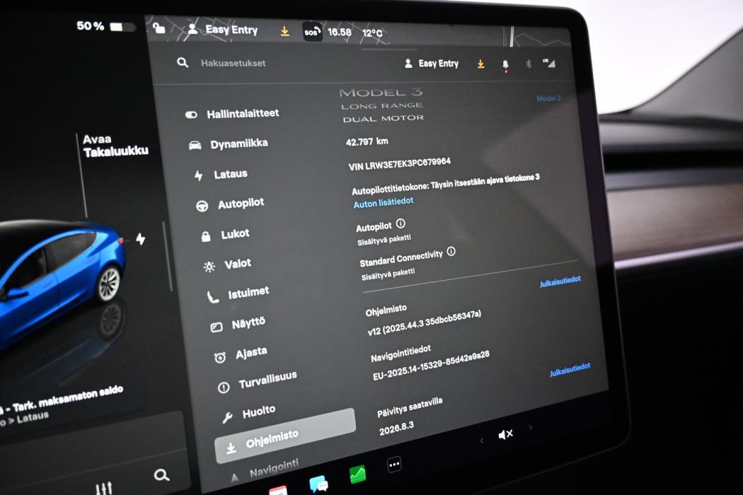 TESLA Model 3 2023