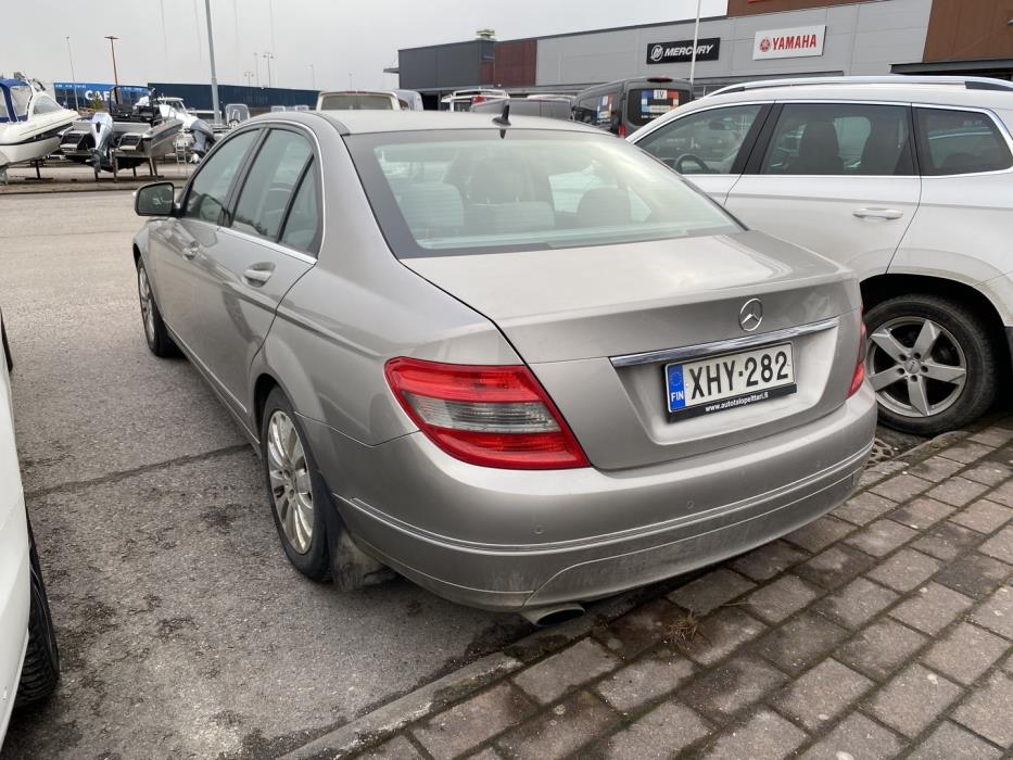 MERCEDES-BENZ C 2008