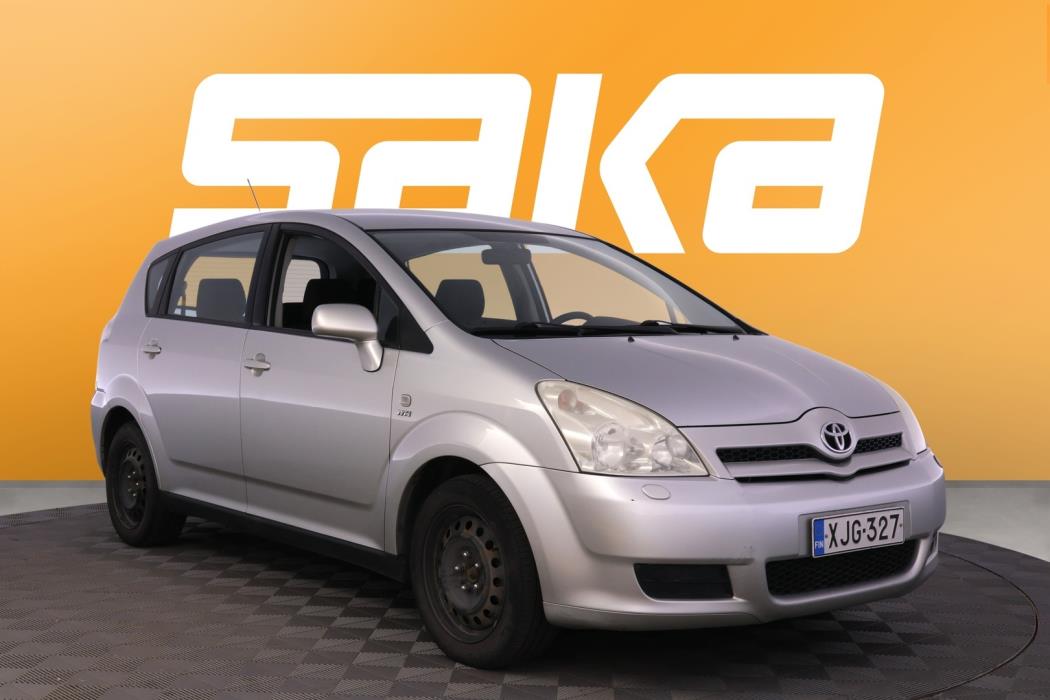 TOYOTA Corolla Verso 2005