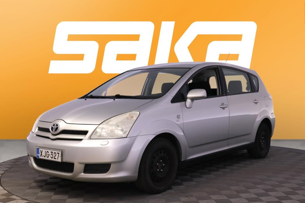 TOYOTA Corolla Verso 2005
