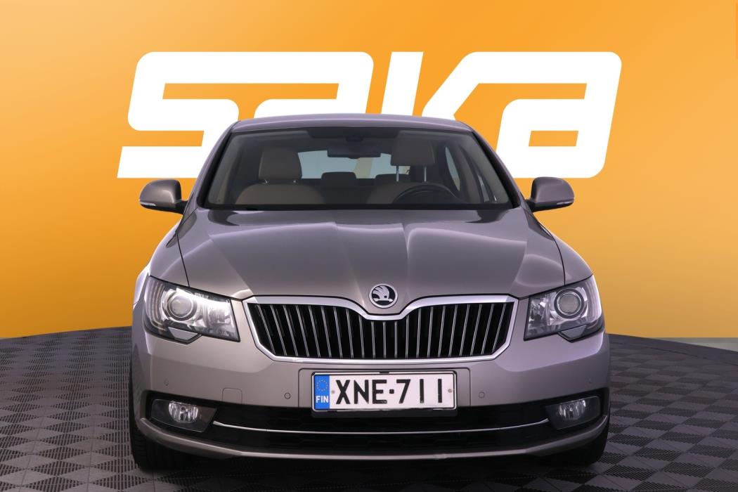 SKODA Superb 2015