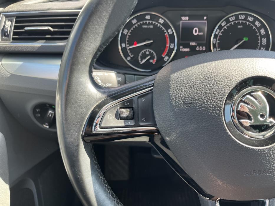 SKODA Superb 2016