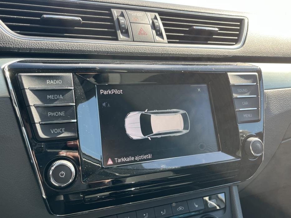 SKODA Superb 2016