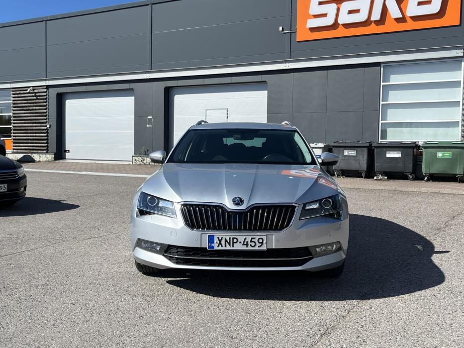 SKODA Superb 2016