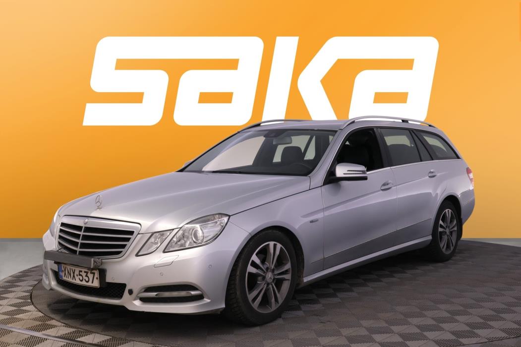MERCEDES-BENZ E 2011