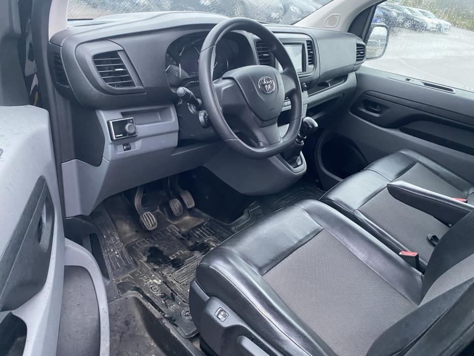 TOYOTA Proace 2018