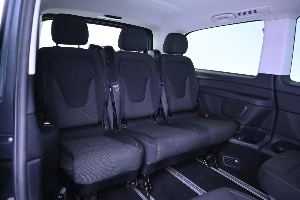 MERCEDES-BENZ V 2016