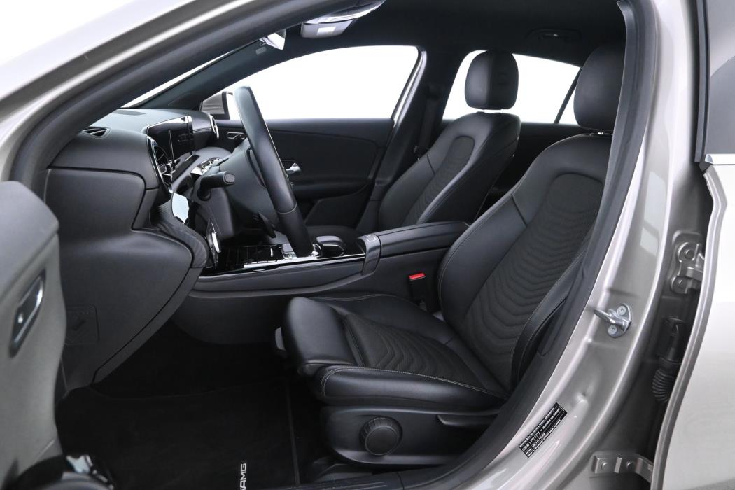 MERCEDES-BENZ A 2019