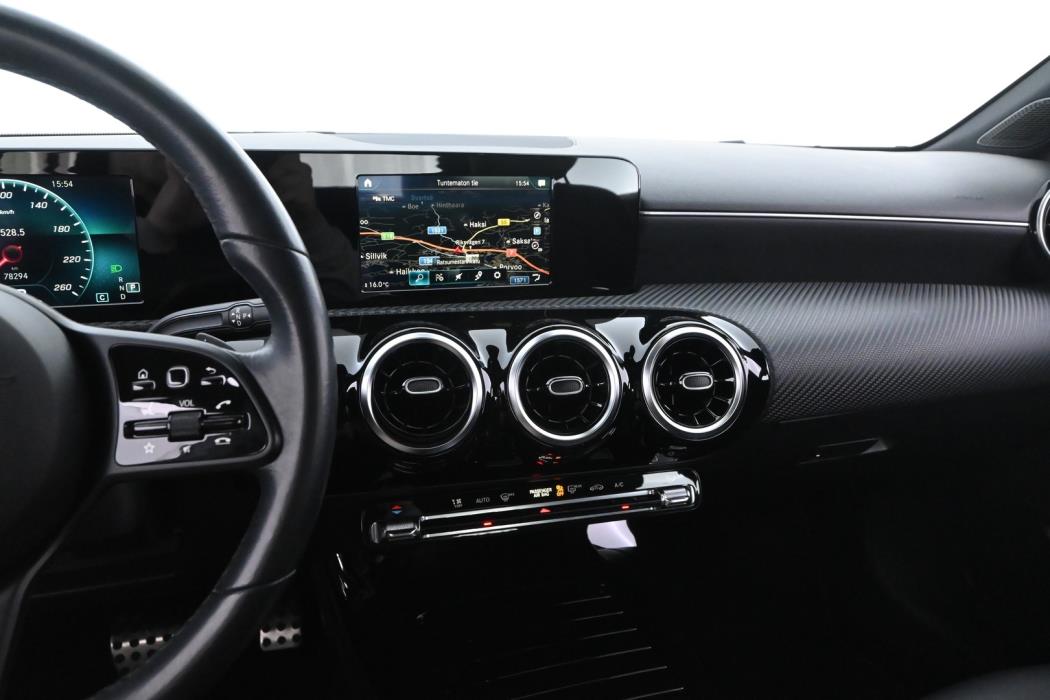 MERCEDES-BENZ A 2019