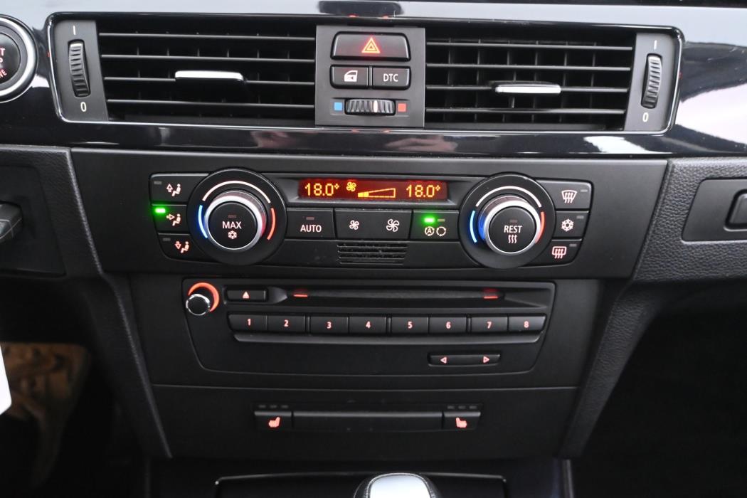 BMW 320 2009