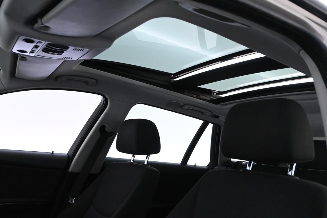 BMW 320 2009