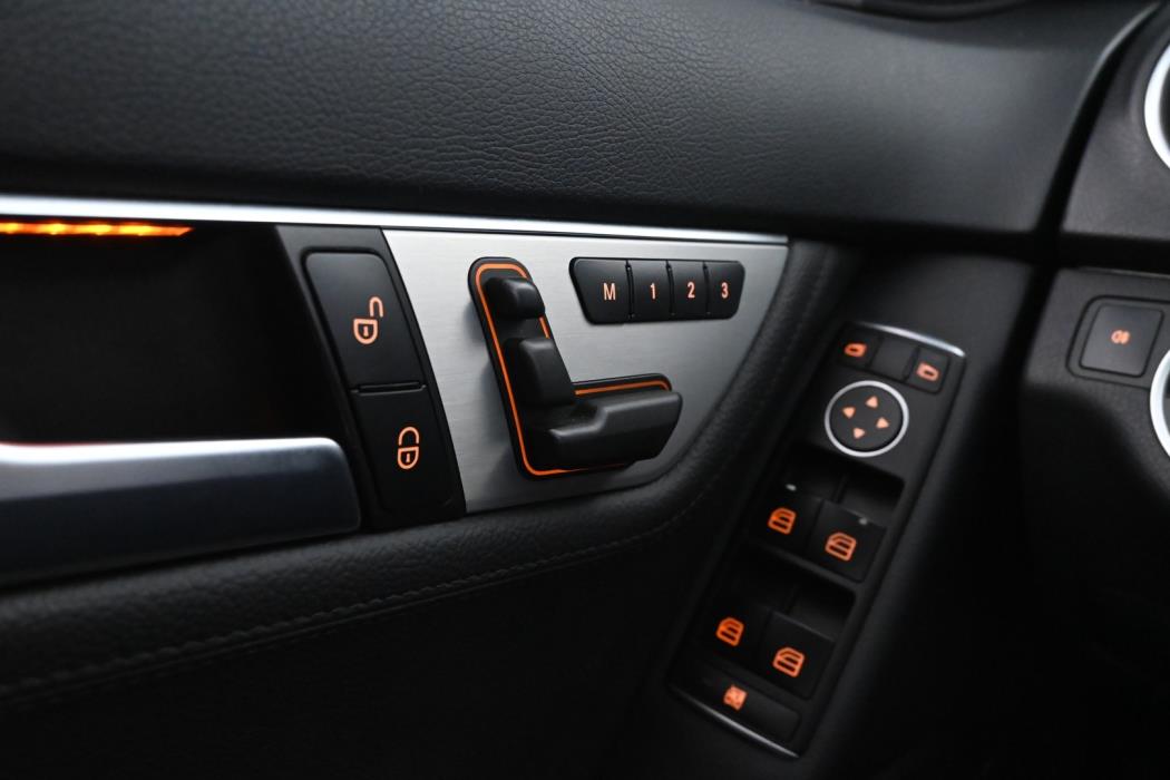 MERCEDES-BENZ C 2014