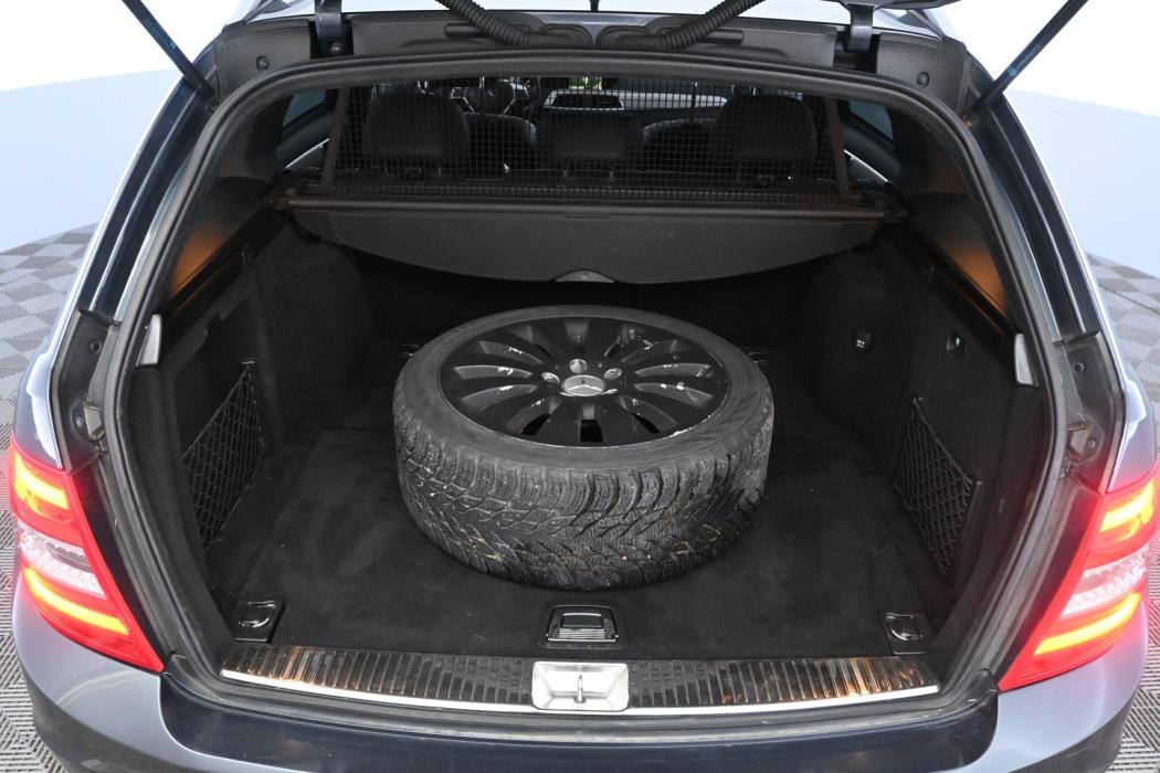 MERCEDES-BENZ C 2014