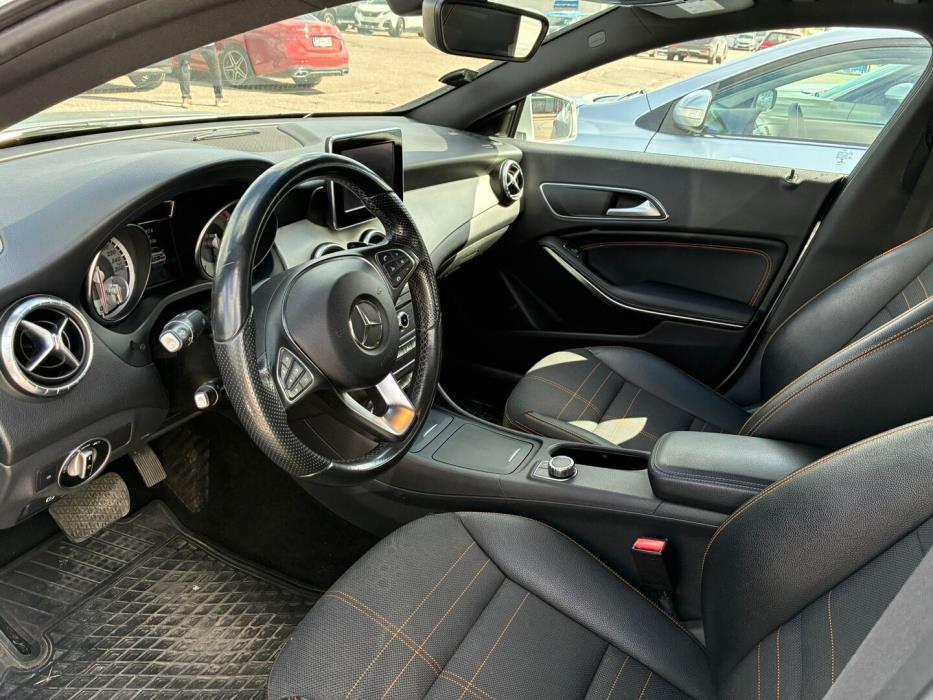 MERCEDES-BENZ CLA 2015
